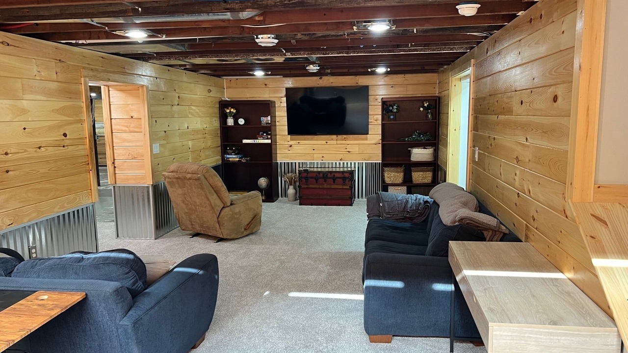 Photo of Livingroom in Battle Creek