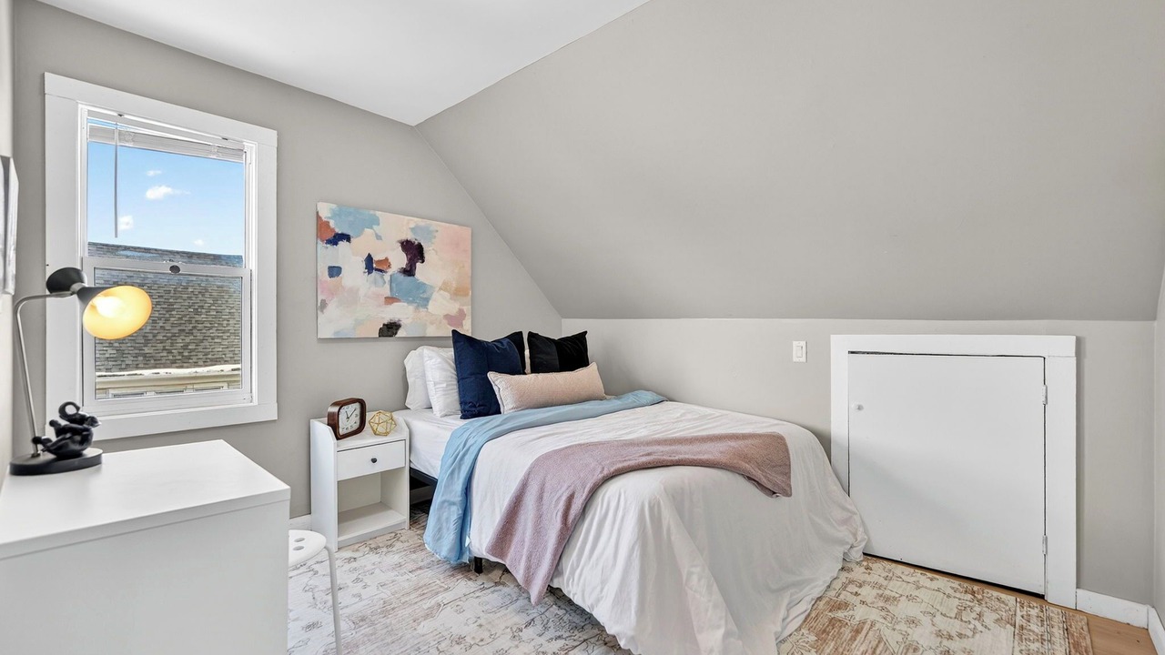 Photo of Bedroom in Lower East Side