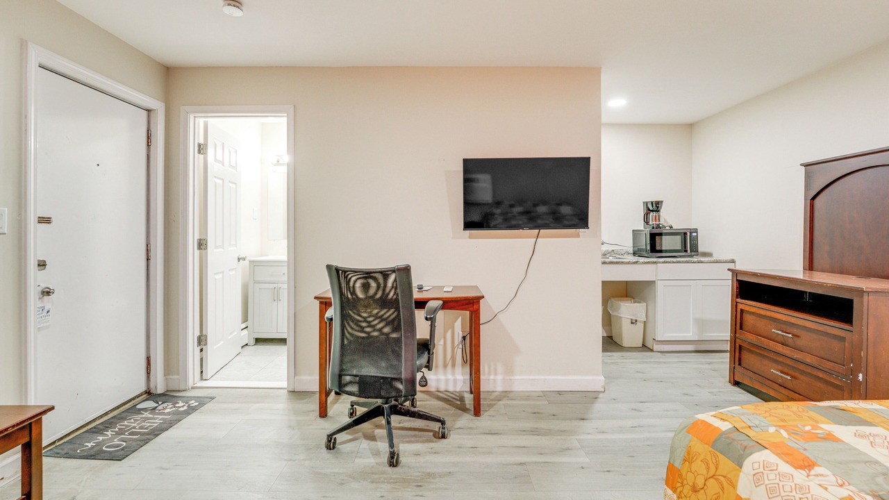 Photo of Bedroom in Clarkston