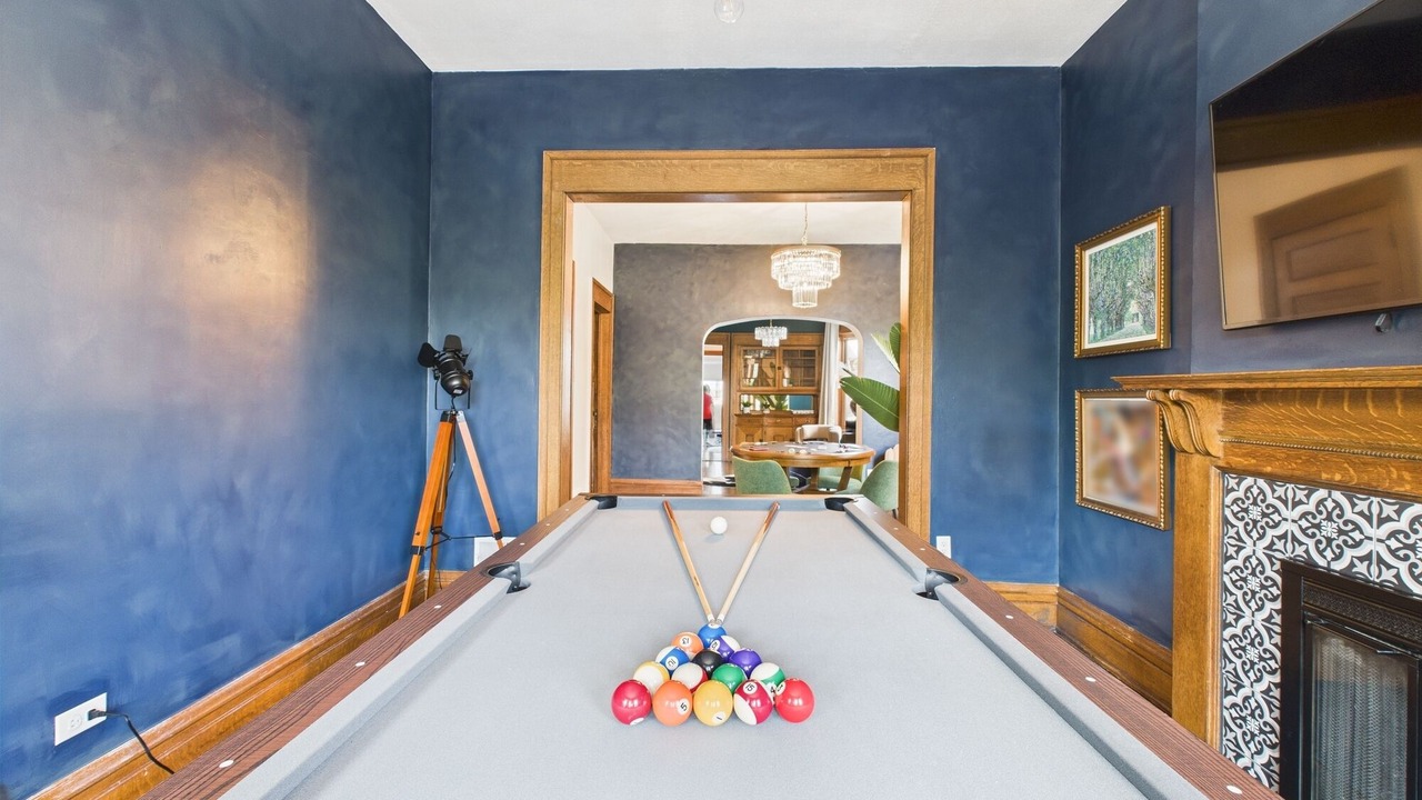 Photo of Bedroom in Wrigleyville