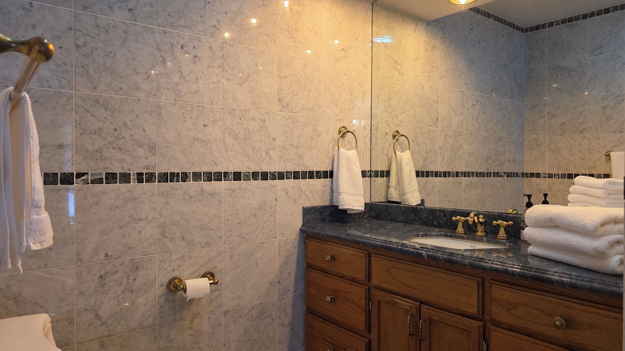 Photo of Bathroom in Gaylord