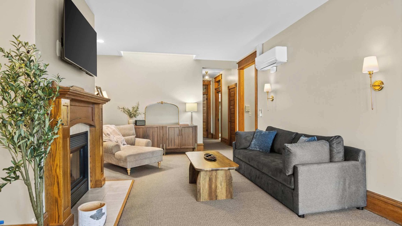 Photo of Livingroom in Elk Rapids