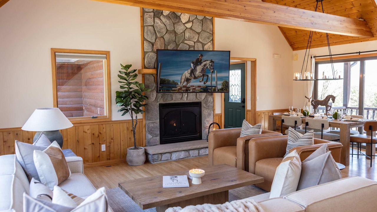Photo of Livingroom in Acme