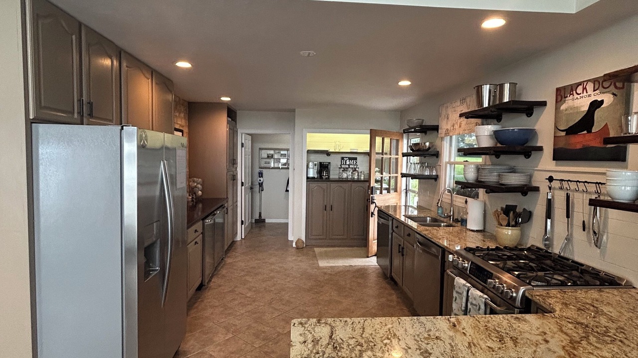 Photo of Kitchen in Sister Lakes