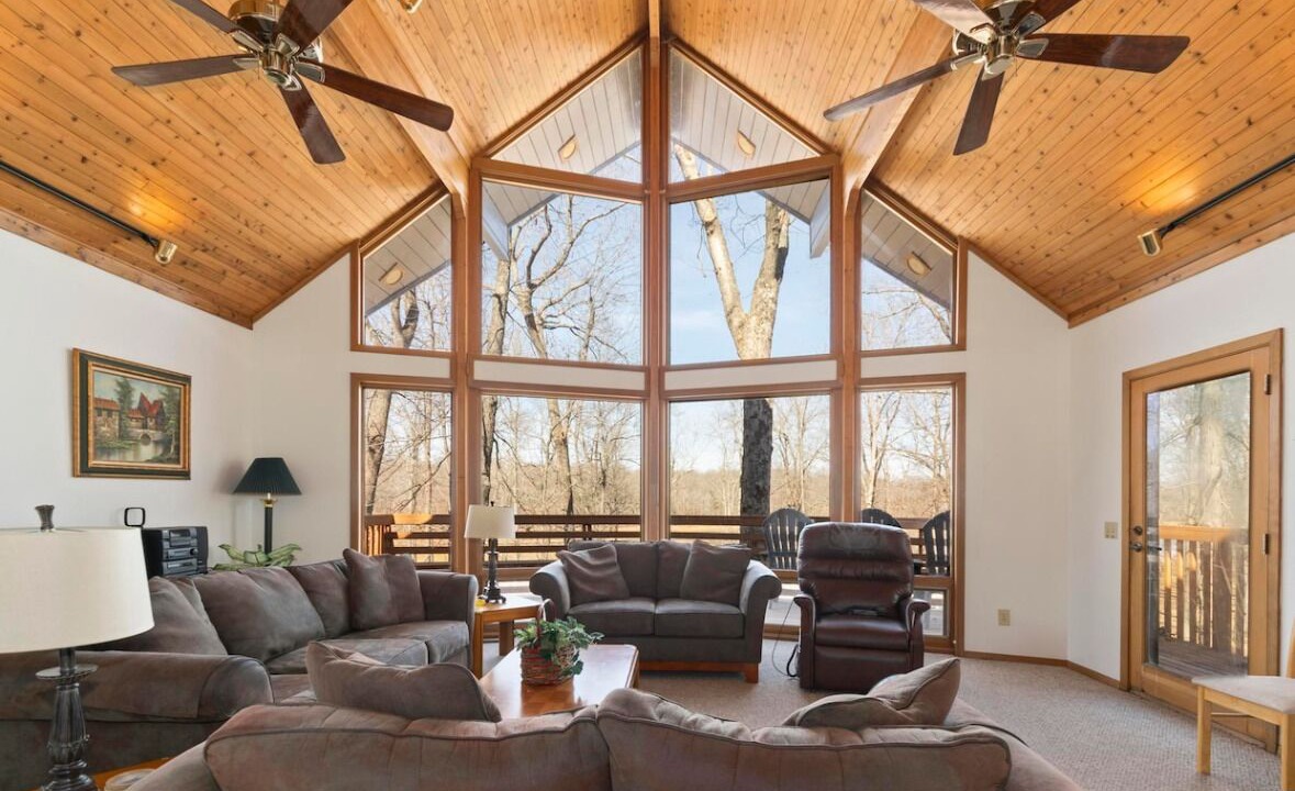 Photo of Livingroom in Benton