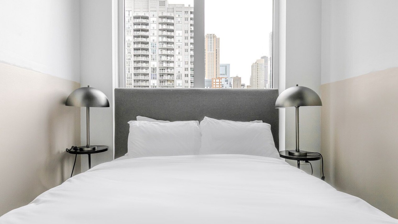 Photo of Bedroom in Near North Side