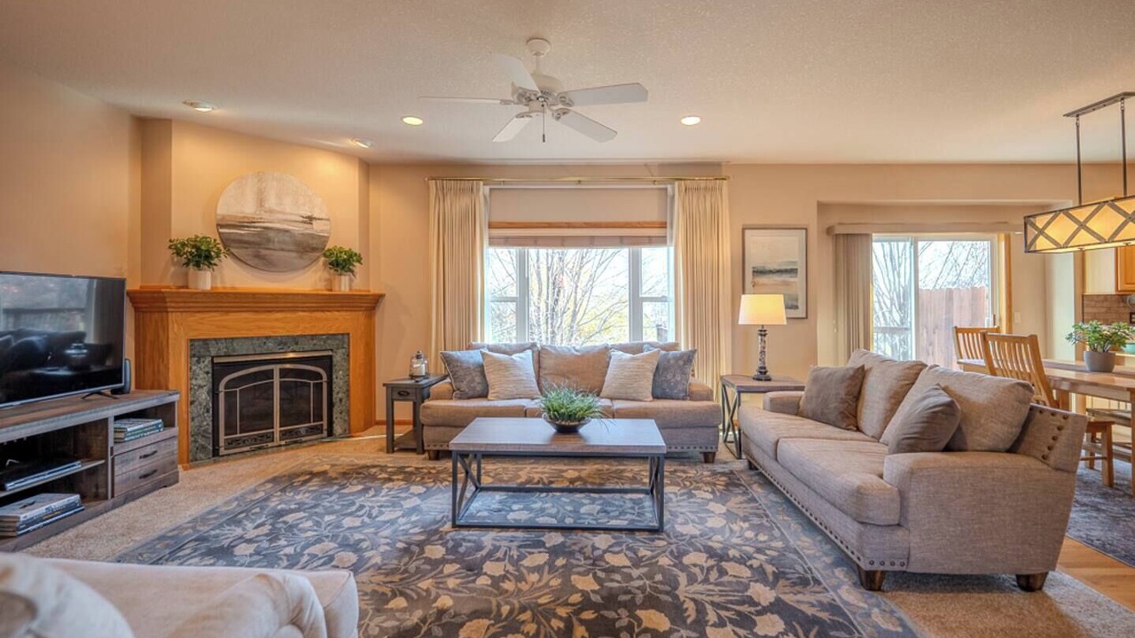Photo of Livingroom in Rosemount