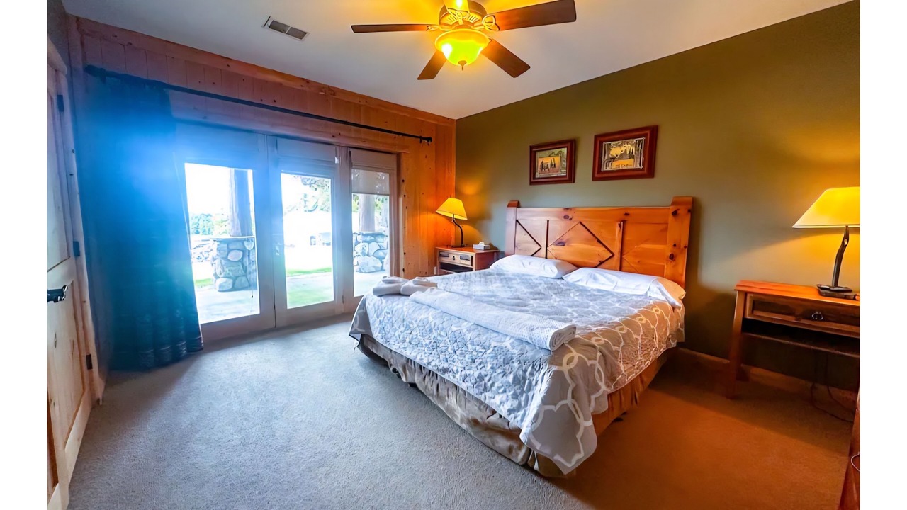 Photo of Bedroom in Bellaire