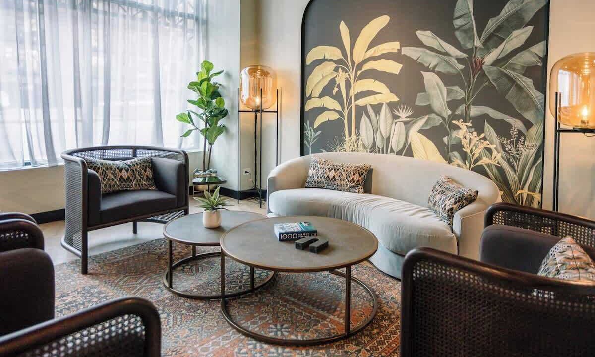 Photo of Livingroom in Near North Side