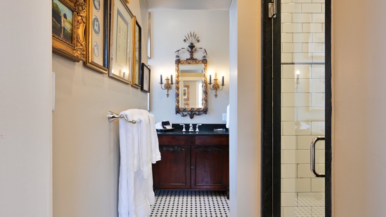 Photo of Bathroom in Natchez