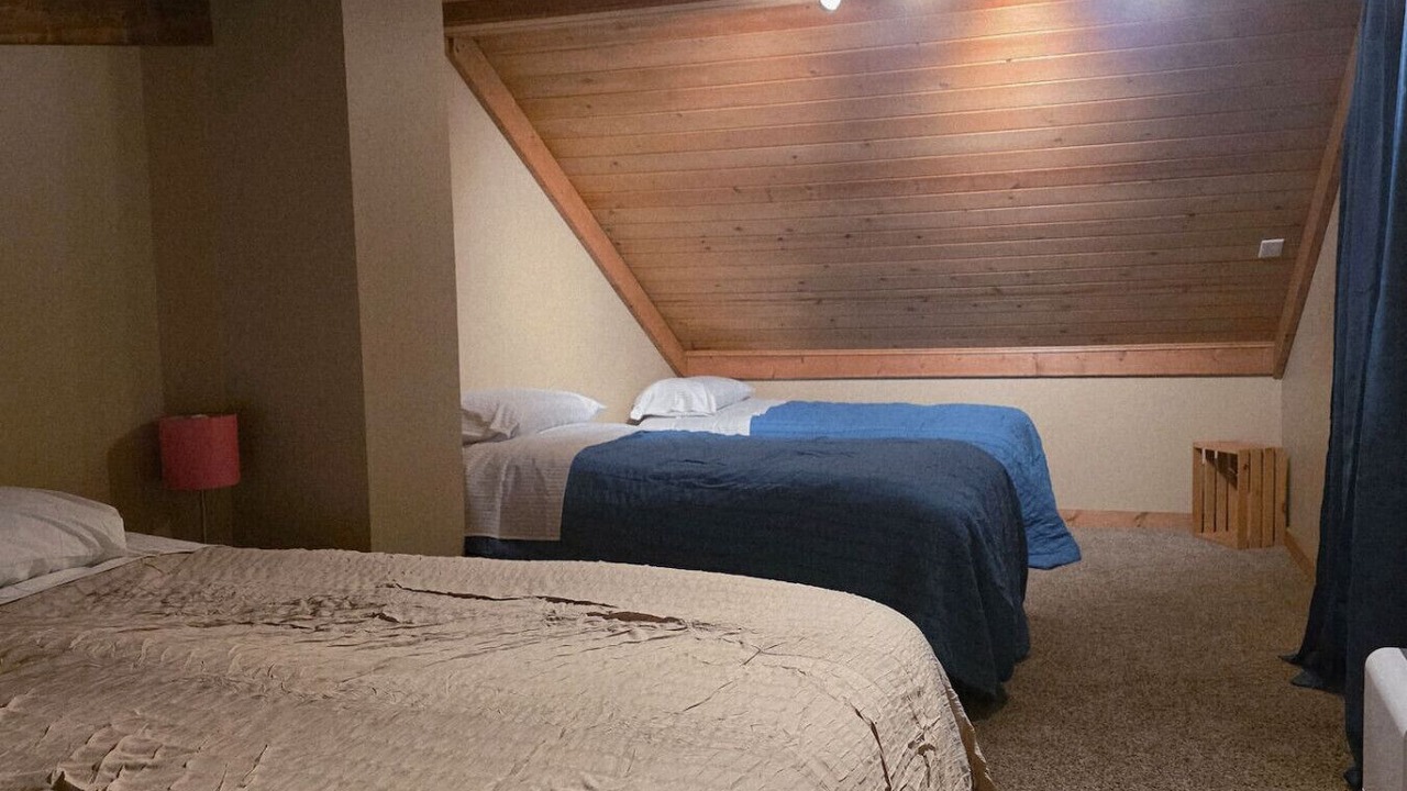Photo of Bedroom in Lake Arrowhead