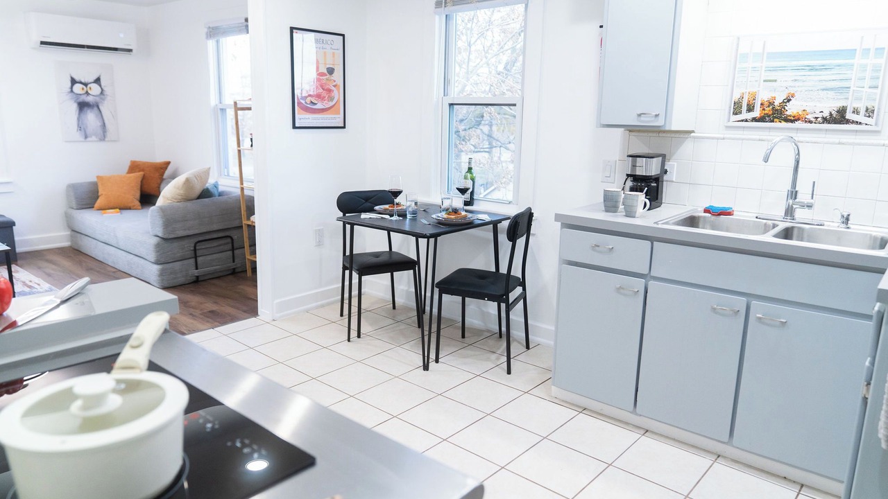 Photo of Kitchen in River Rouge