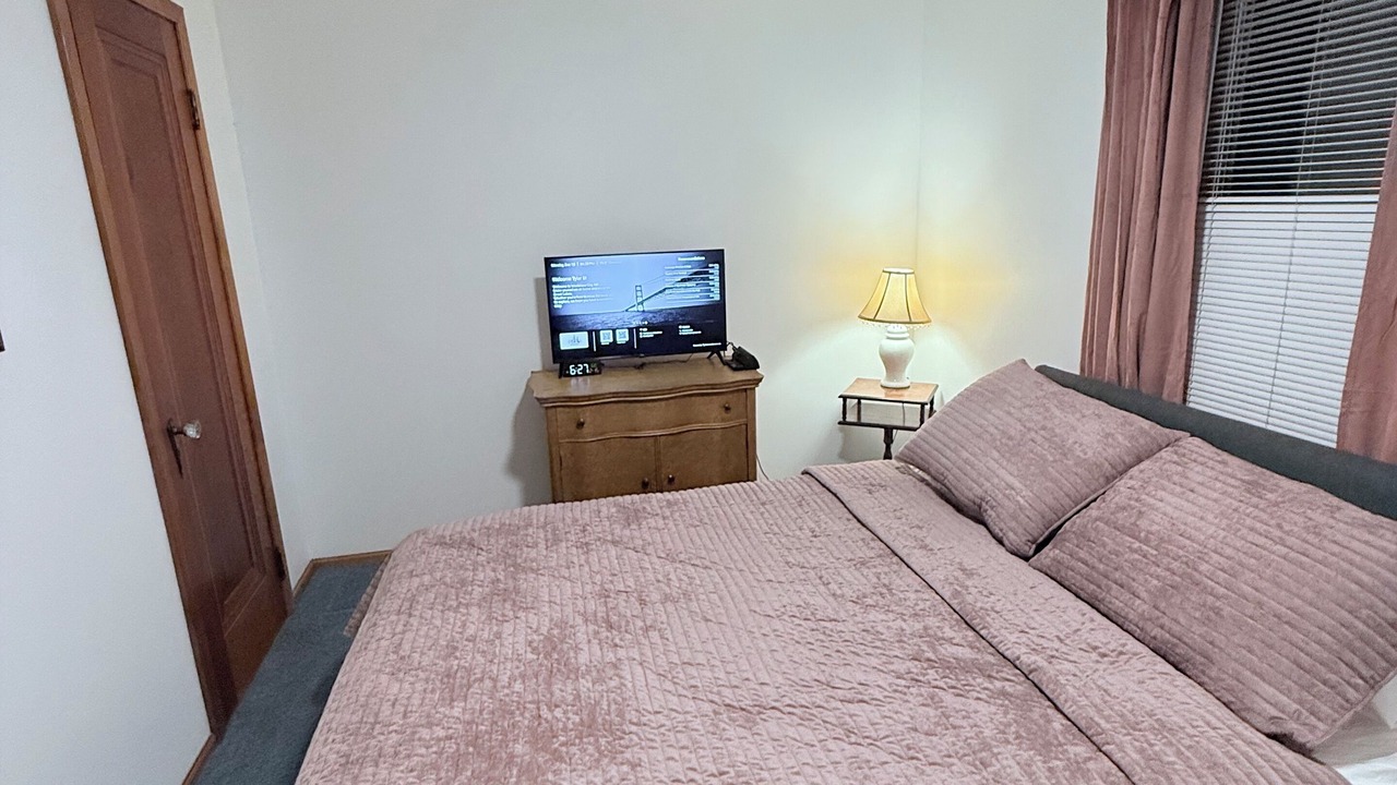 Photo of Bedroom in Mackinaw City
