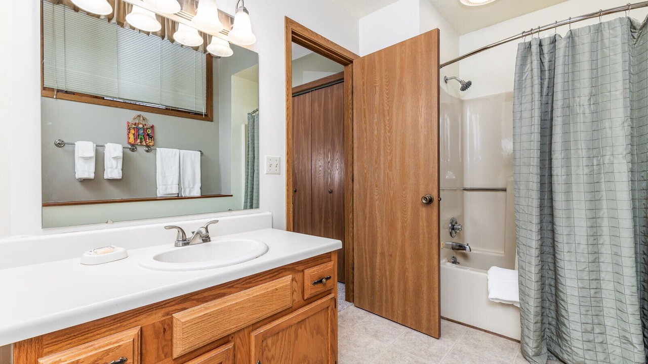 Photo of Bathroom in The Galena Territory