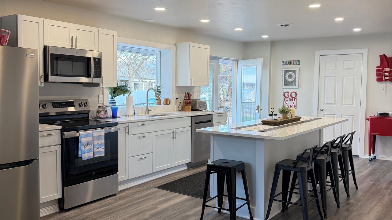 Photo of Kitchen in Delavan Lake