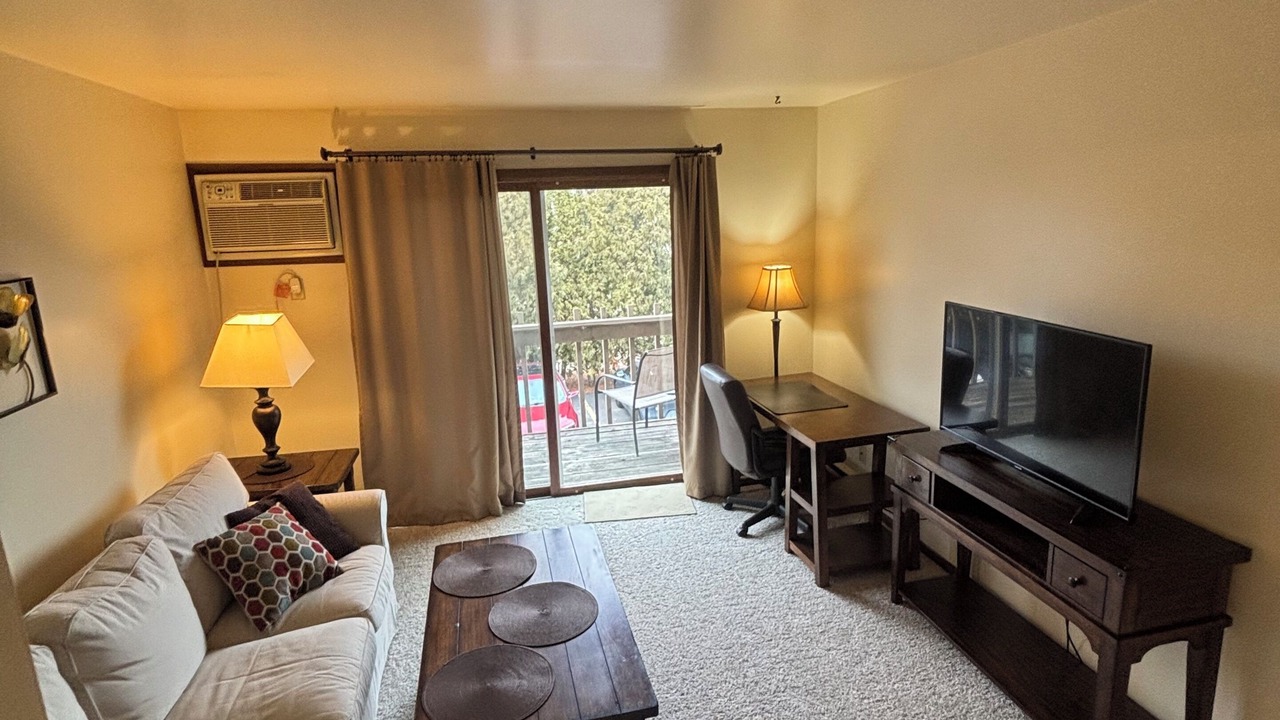 Photo of Livingroom in Neenah