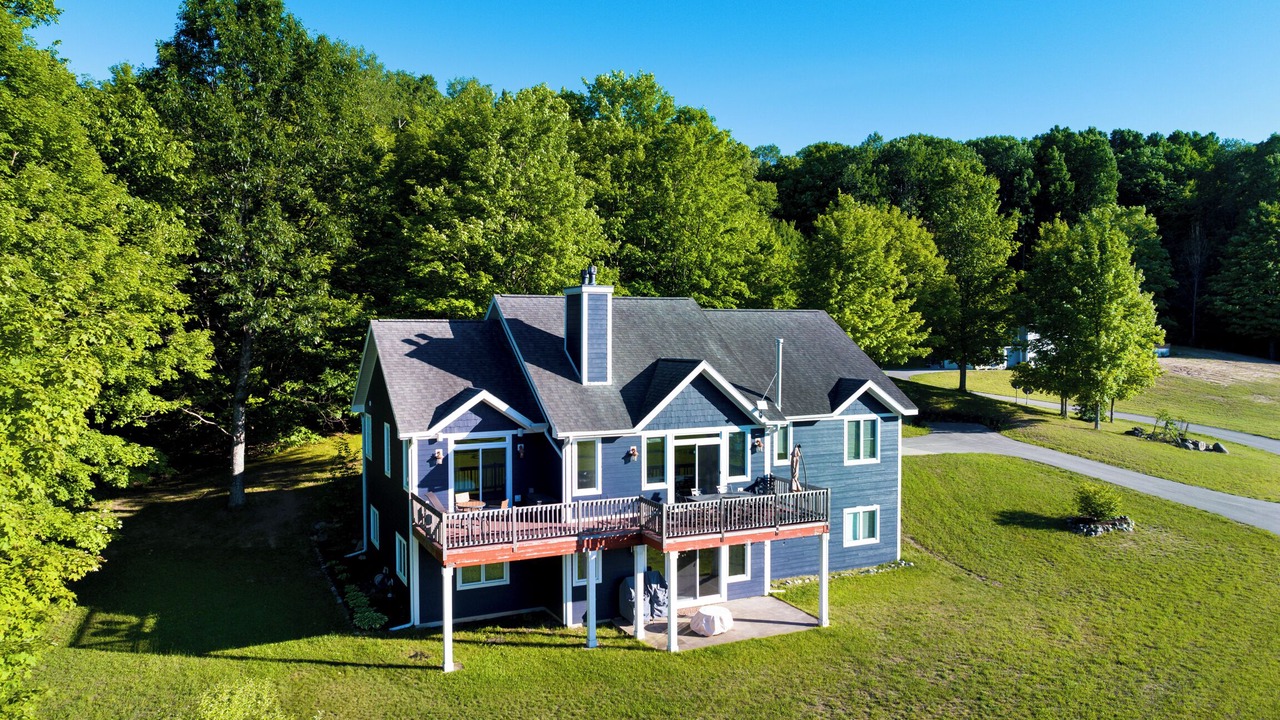 Photo of Outdoor in Mayfield