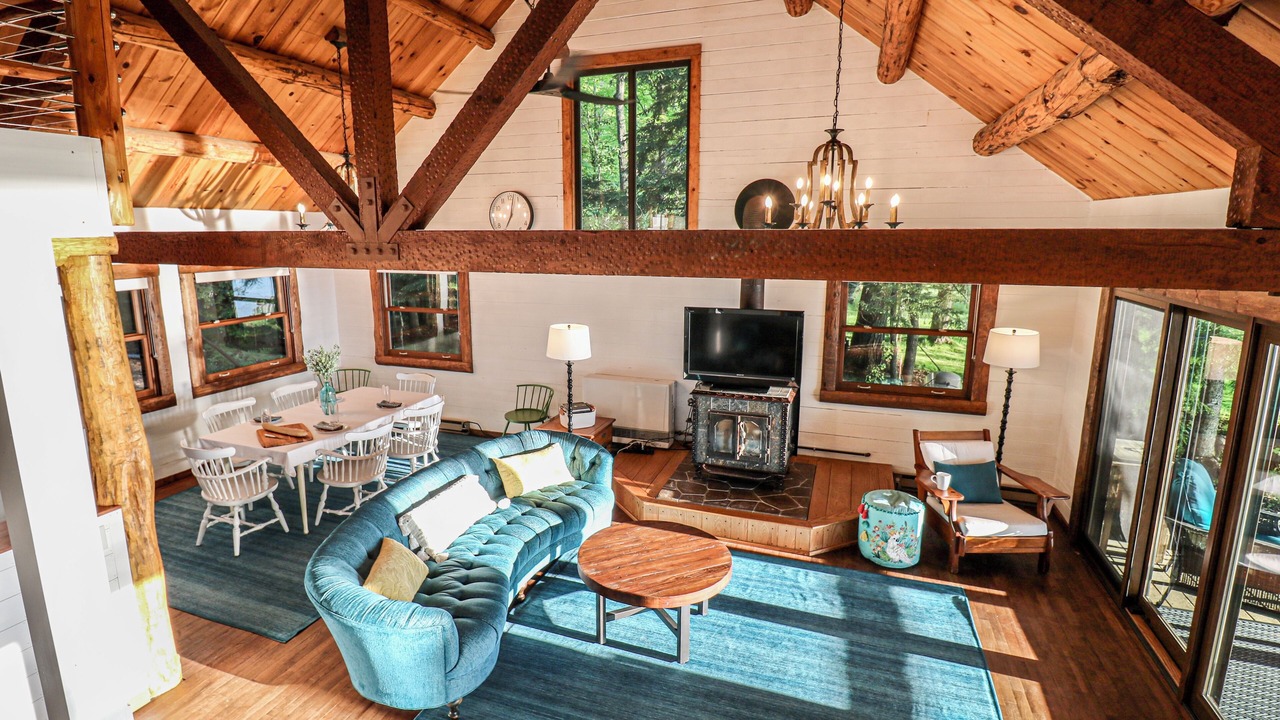 Photo of Livingroom in Northport