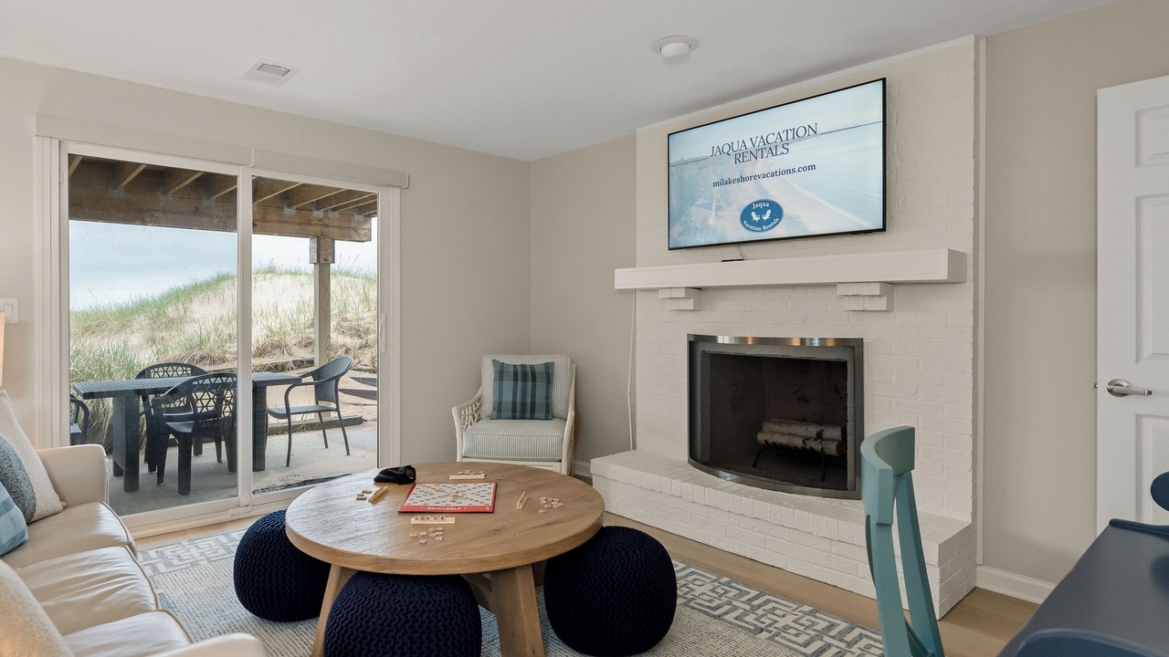 Photo of Livingroom in Ferrysburg