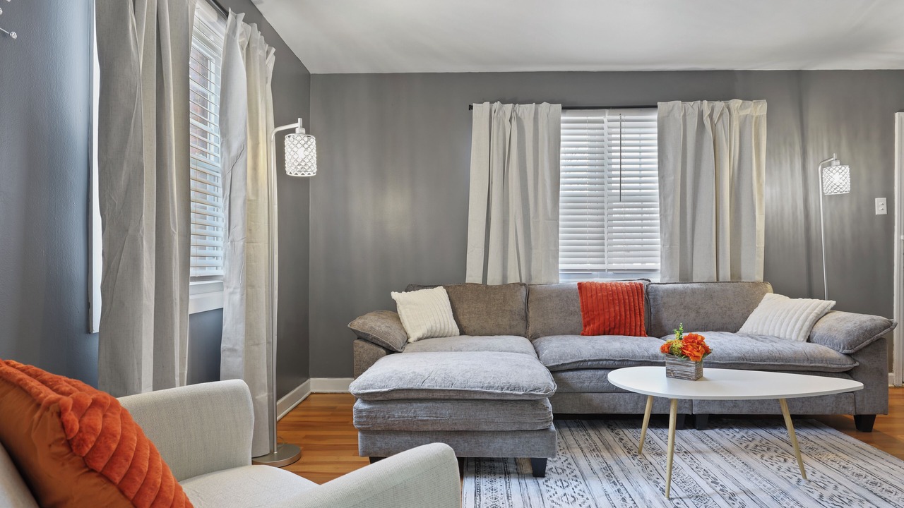 Photo of Livingroom in Homewood