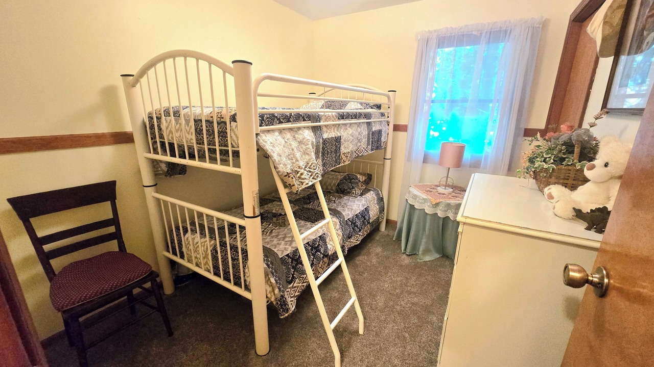 Photo of Bedroom in Pentwater