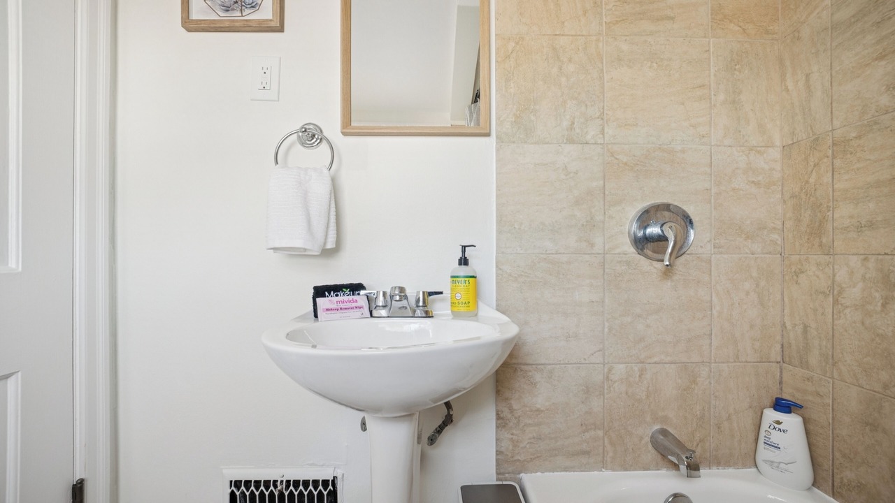Photo of Bathroom in Ottawa