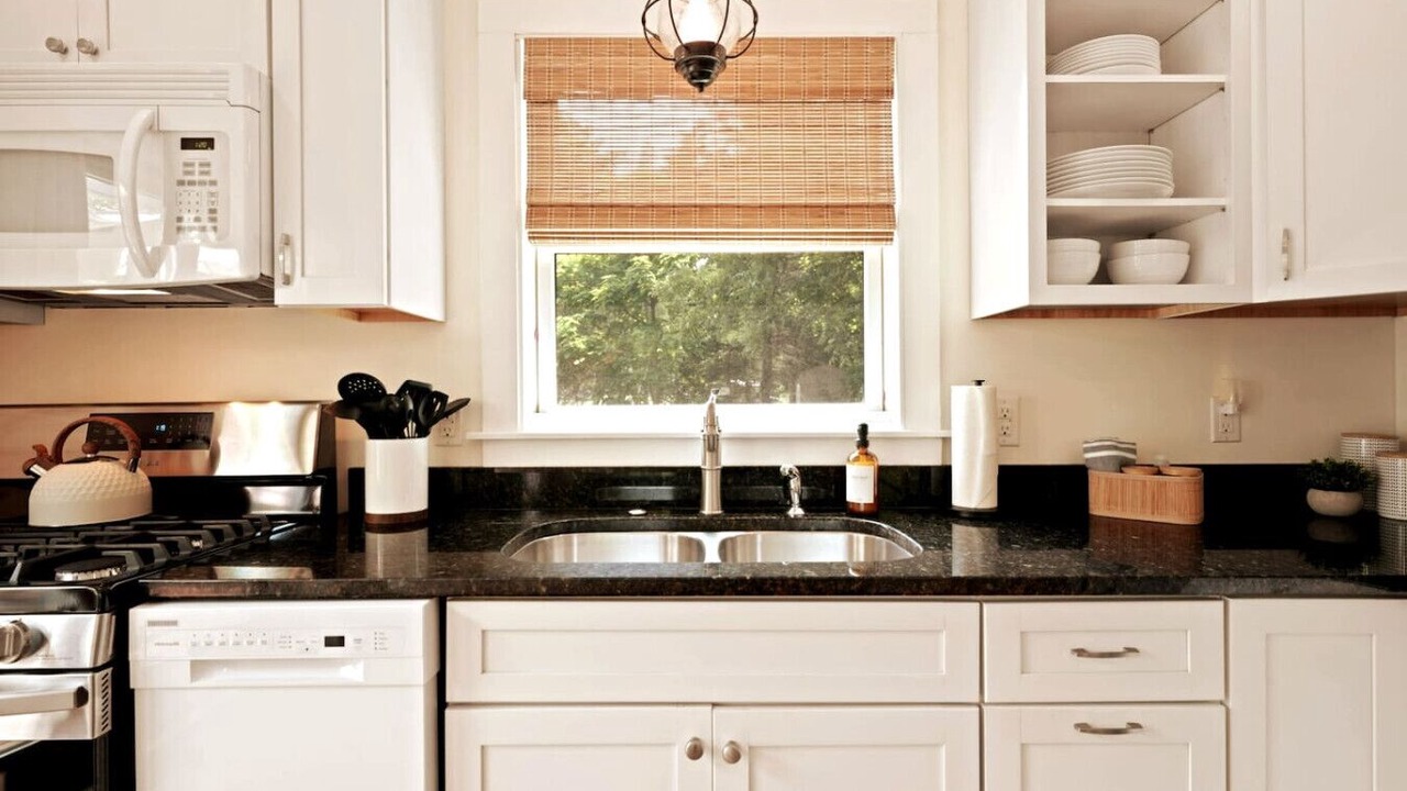 Photo of Kitchen in Williams Bay