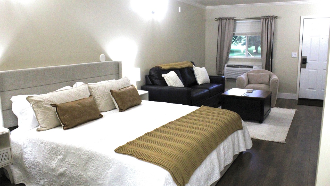 Photo of Bedroom in Bellaire