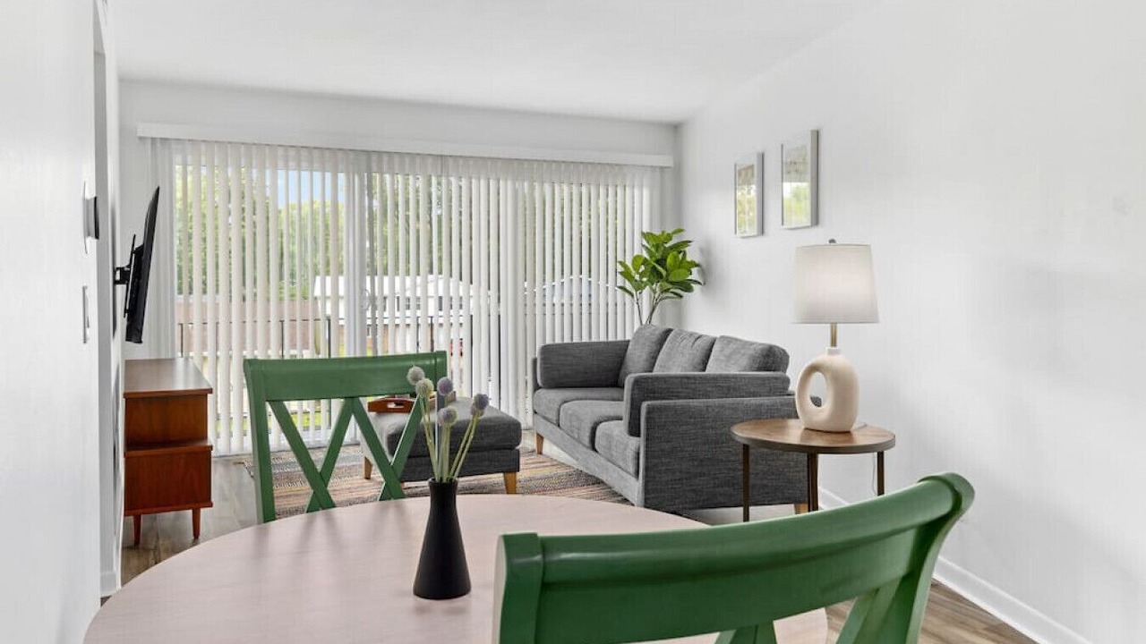 Photo of Livingroom in Orange Prairie
