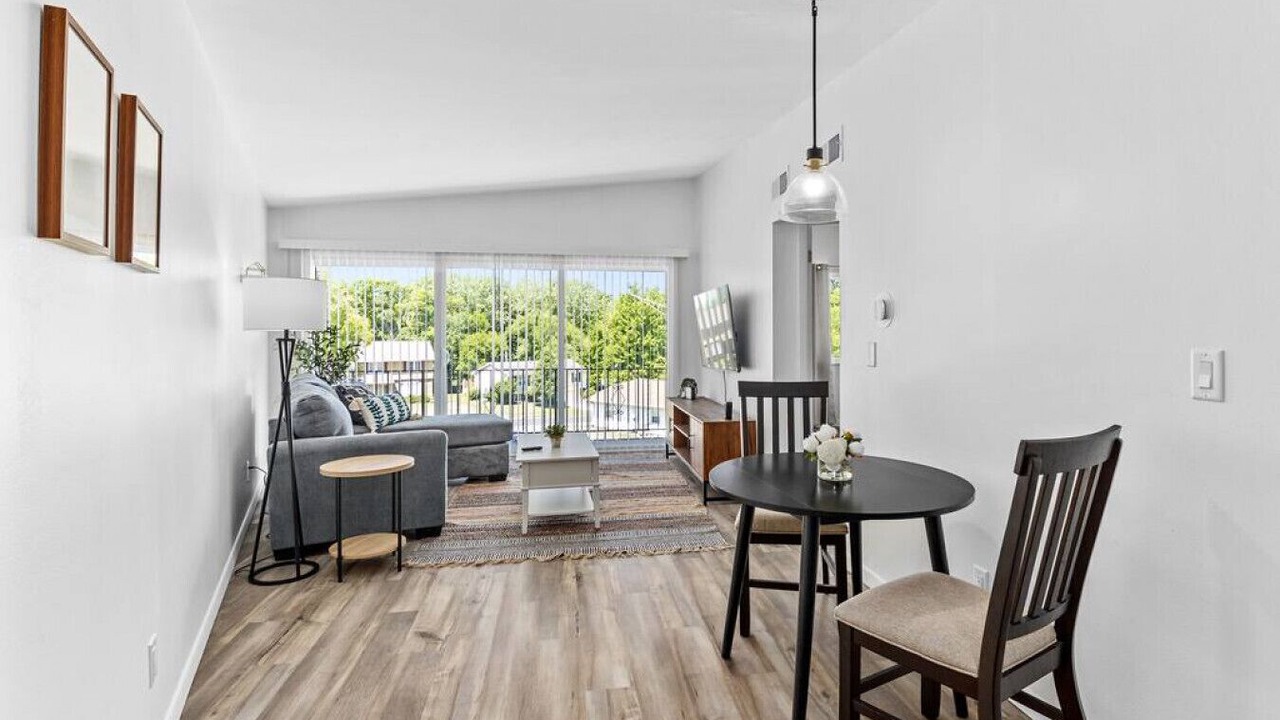 Photo of Livingroom in Orange Prairie