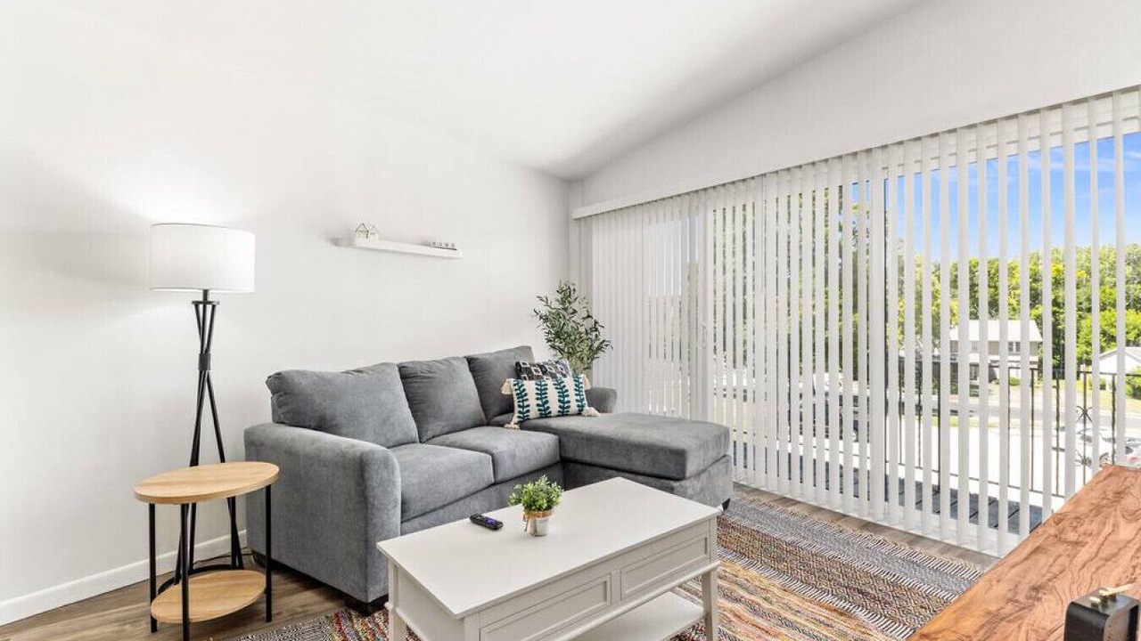 Photo of Livingroom in Orange Prairie
