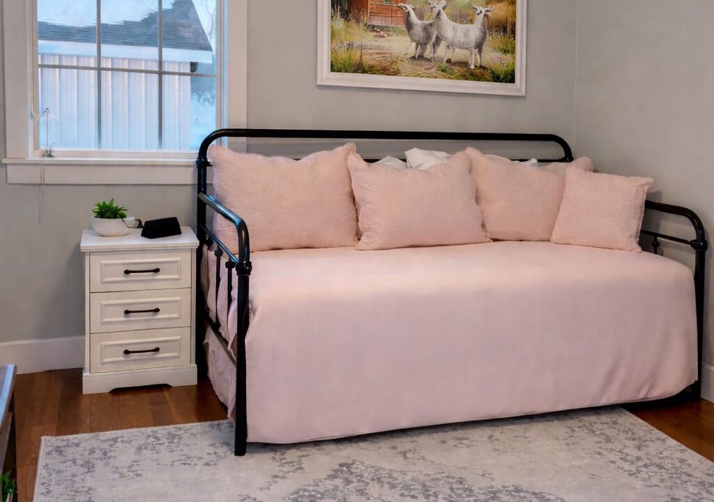 Photo of Bedroom in Frankfort