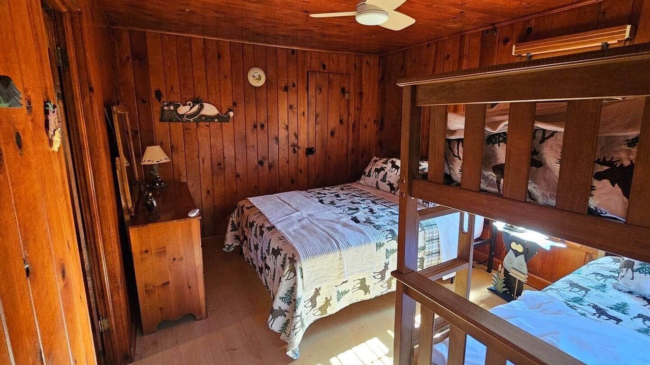 Photo of Bedroom in Grubville