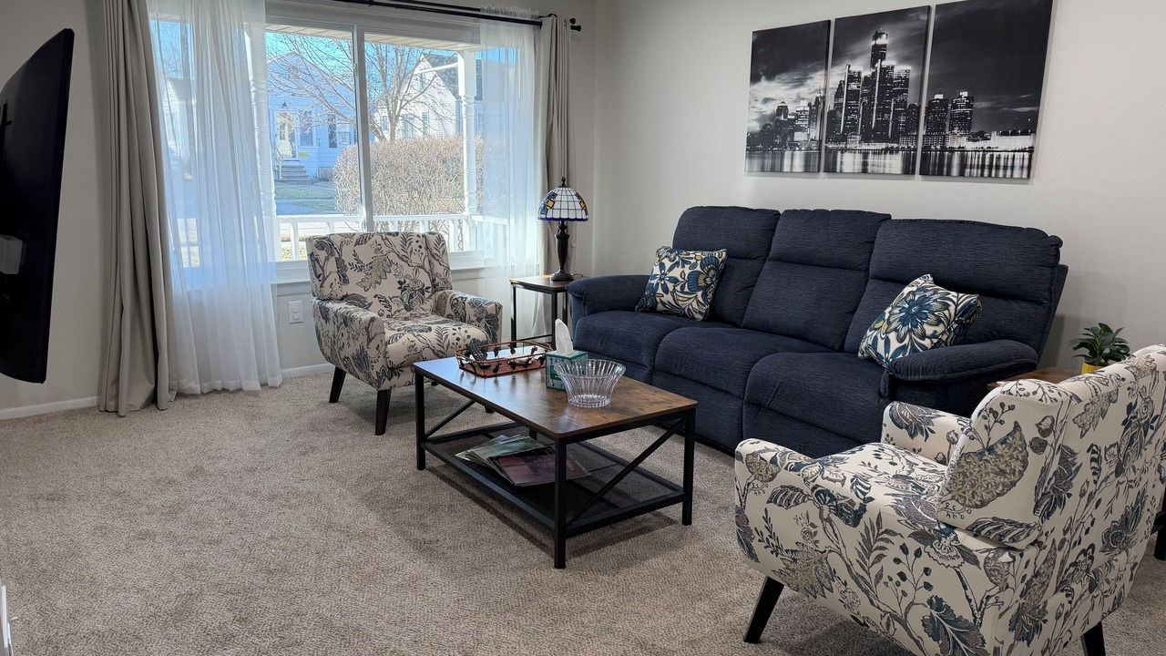 Photo of Livingroom in Clawson