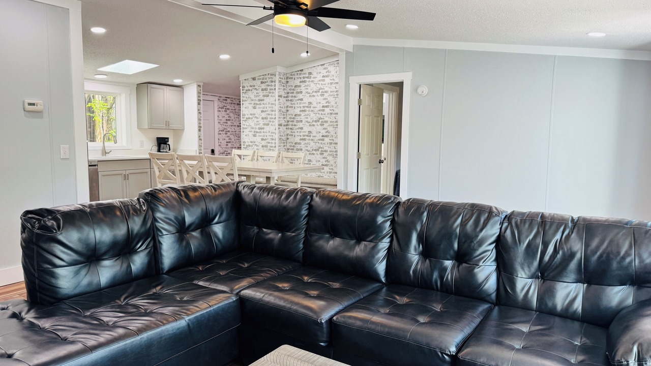 Photo of Livingroom in Put-in-Bay