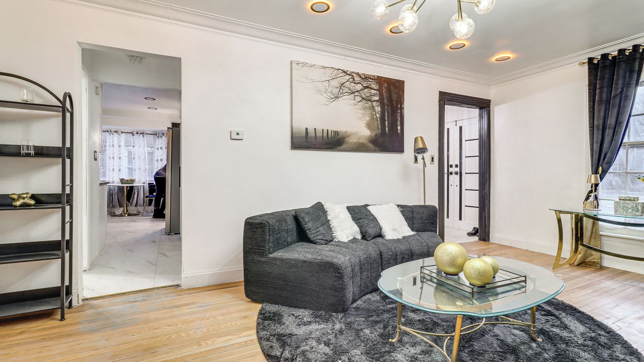 Photo of Livingroom in Detroit
