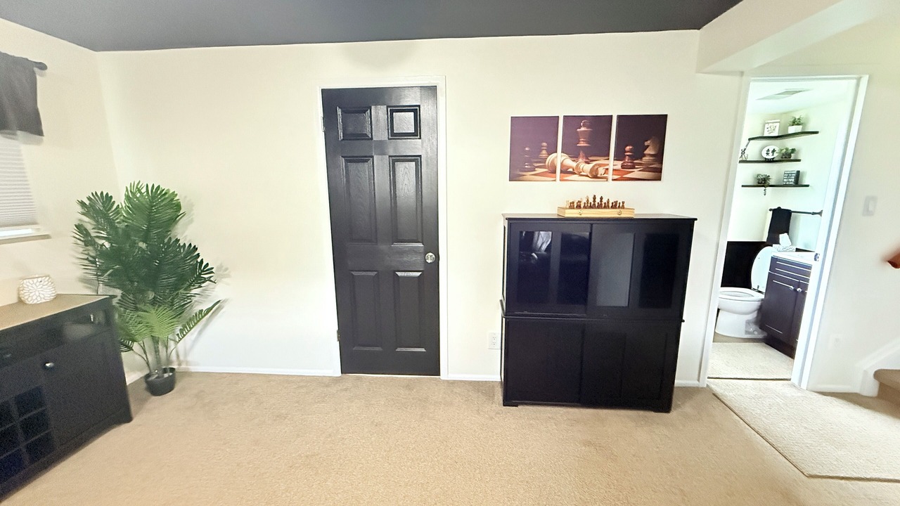 Photo of Bedroom in Madison Heights