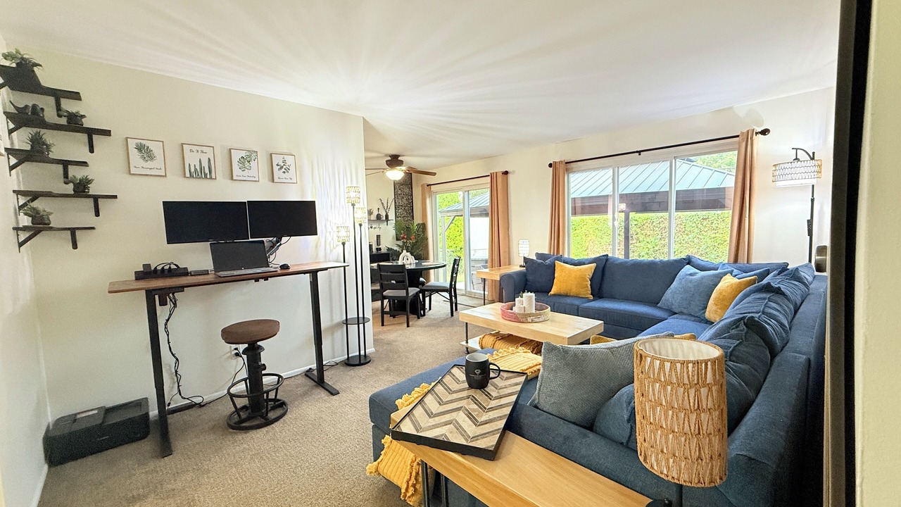 Photo of Livingroom in Madison Heights
