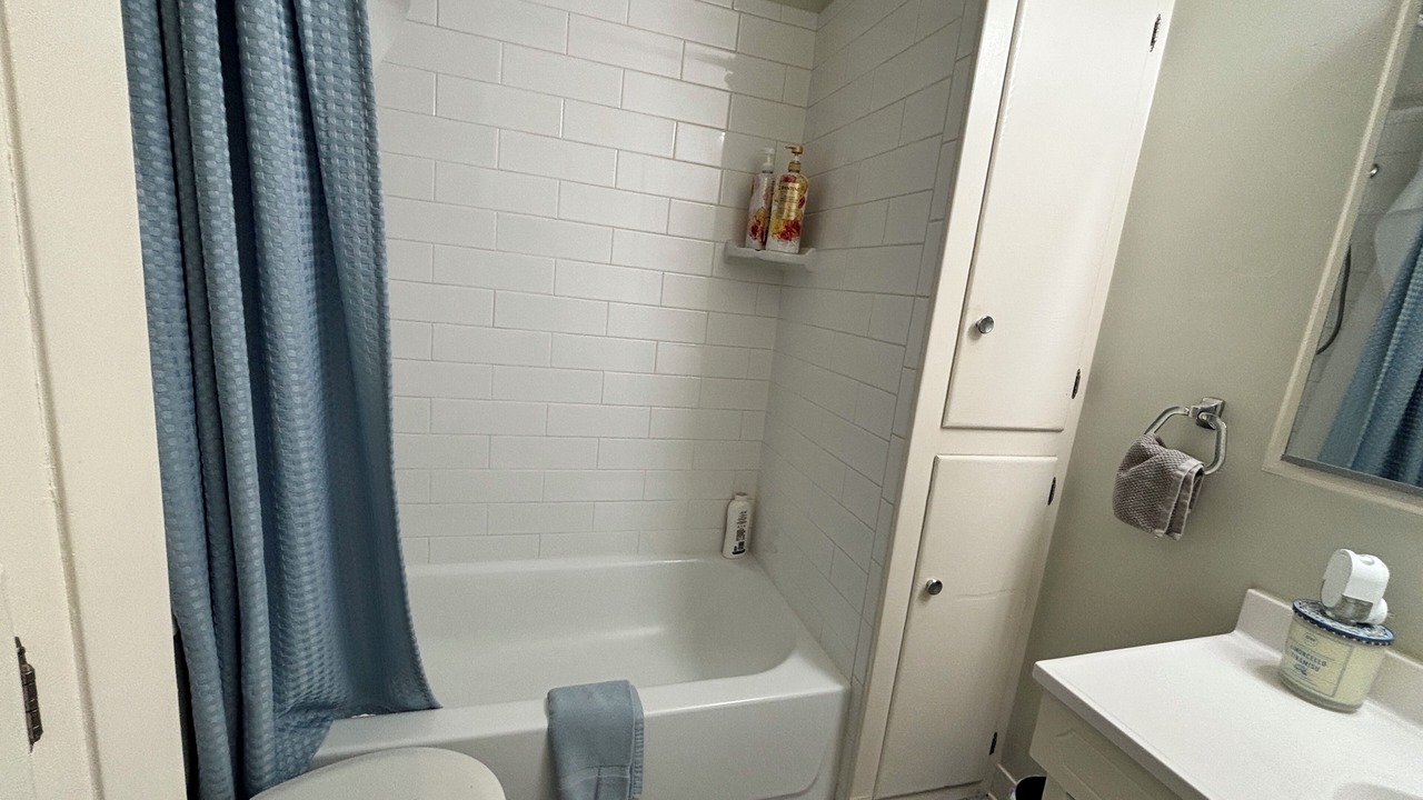 Photo of Bathroom in Rosedale