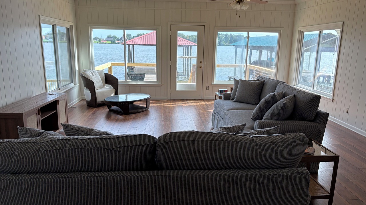 Photo of Livingroom in Jarreau