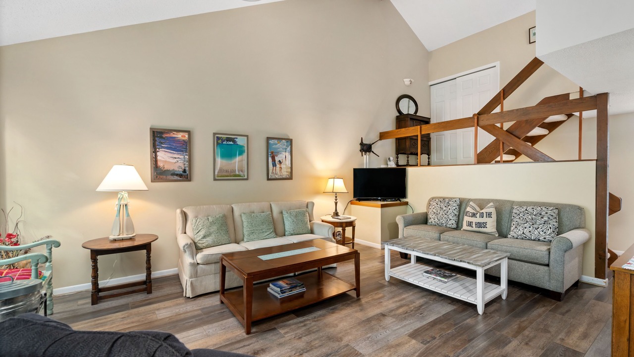 Photo of Livingroom in Harbor Springs