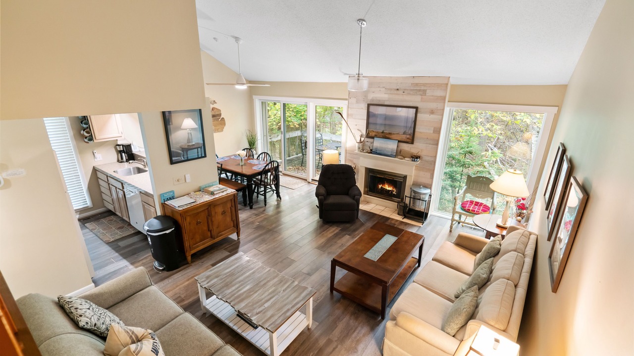 Photo of Livingroom in Harbor Springs