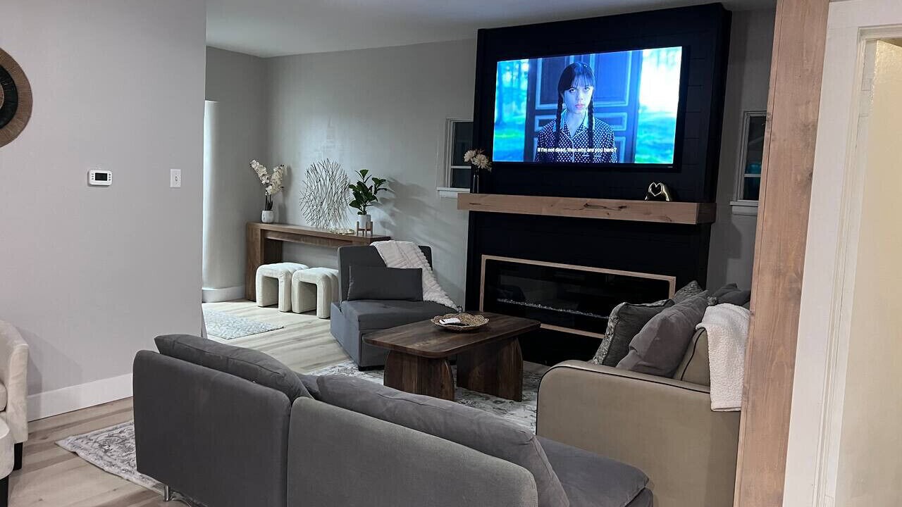 Photo of Livingroom in Northeast South Bend