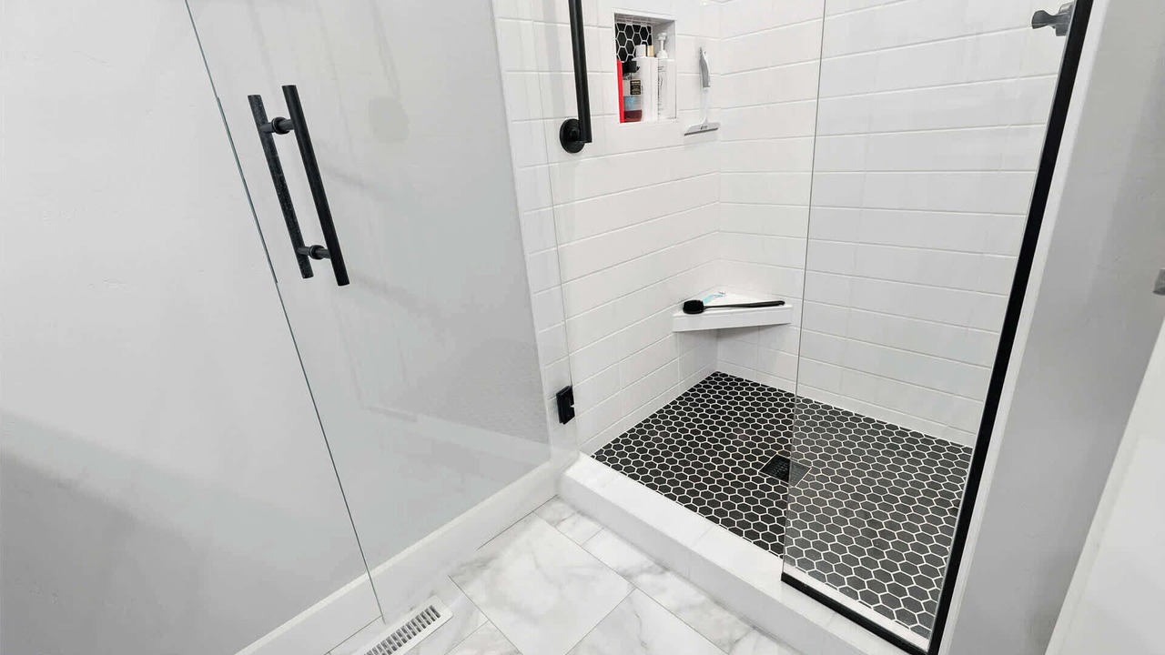 Photo of Bathroom in Baileys Harbor
