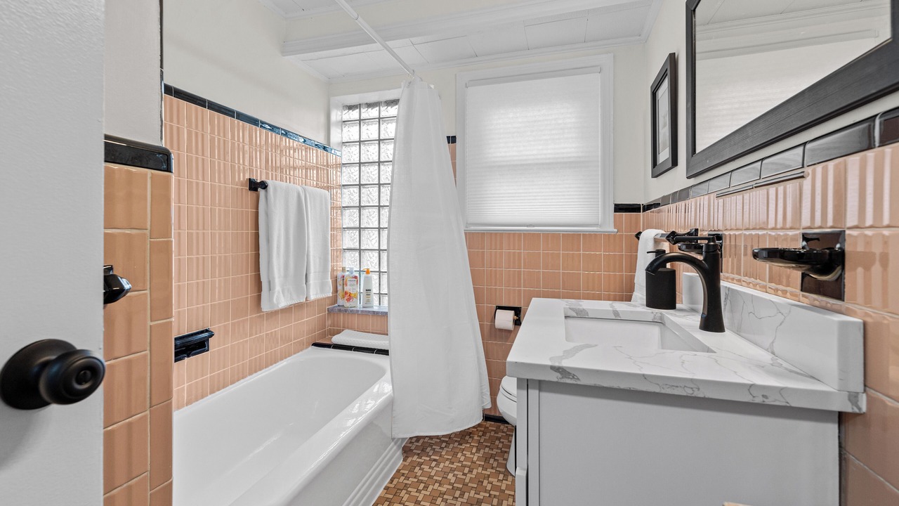 Photo of Bathroom in Huntington Woods