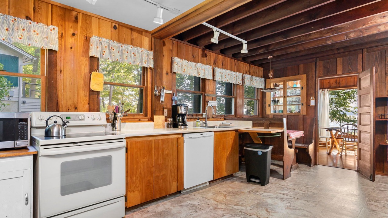 Photo of Kitchen in Lake Township