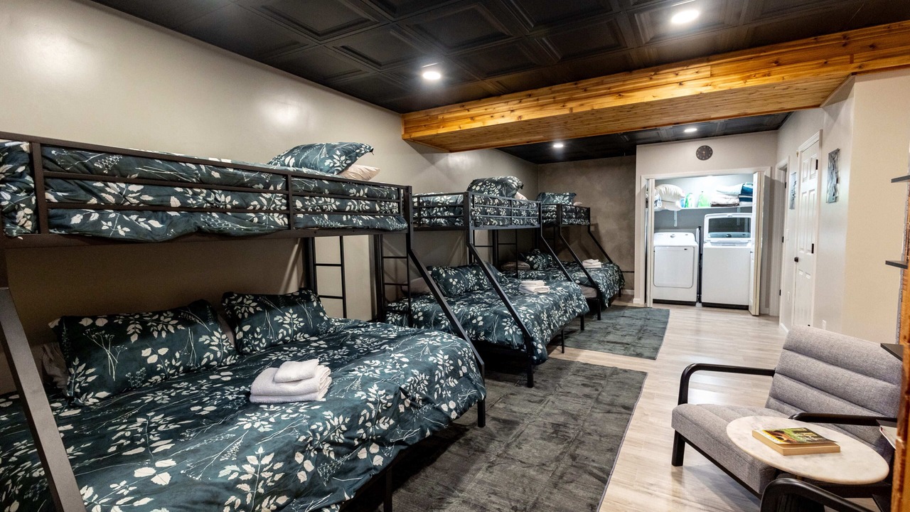 Photo of Bedroom in Sullivan