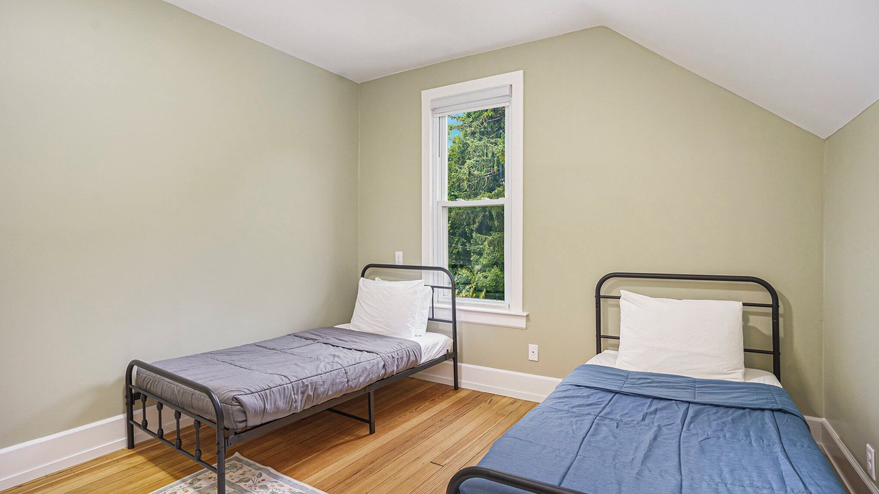 Photo of Bedroom in South Haven
