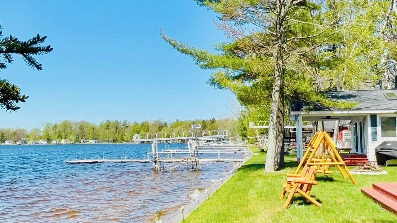 Photo of Outdoor in Carp Lake