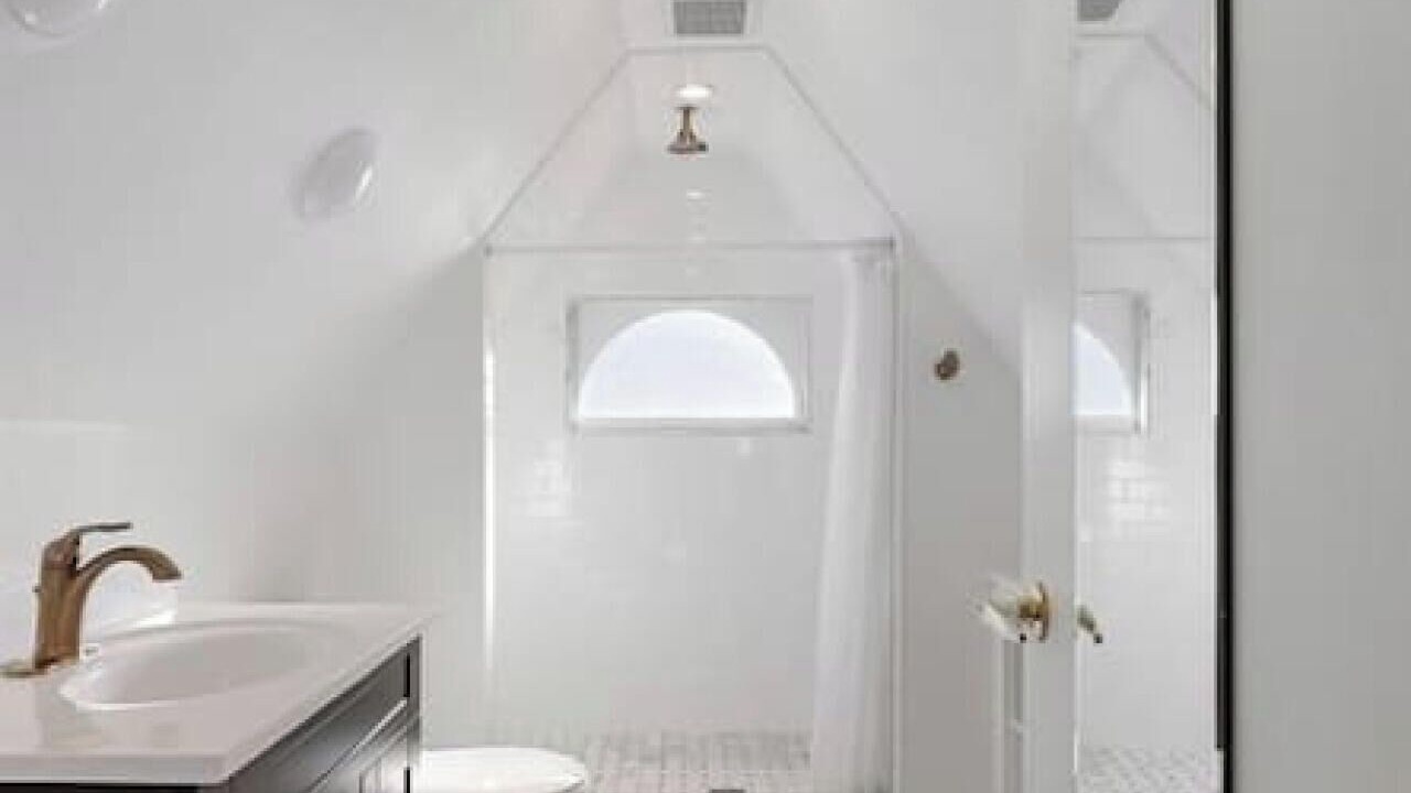 Photo of Bathroom in Midtown
